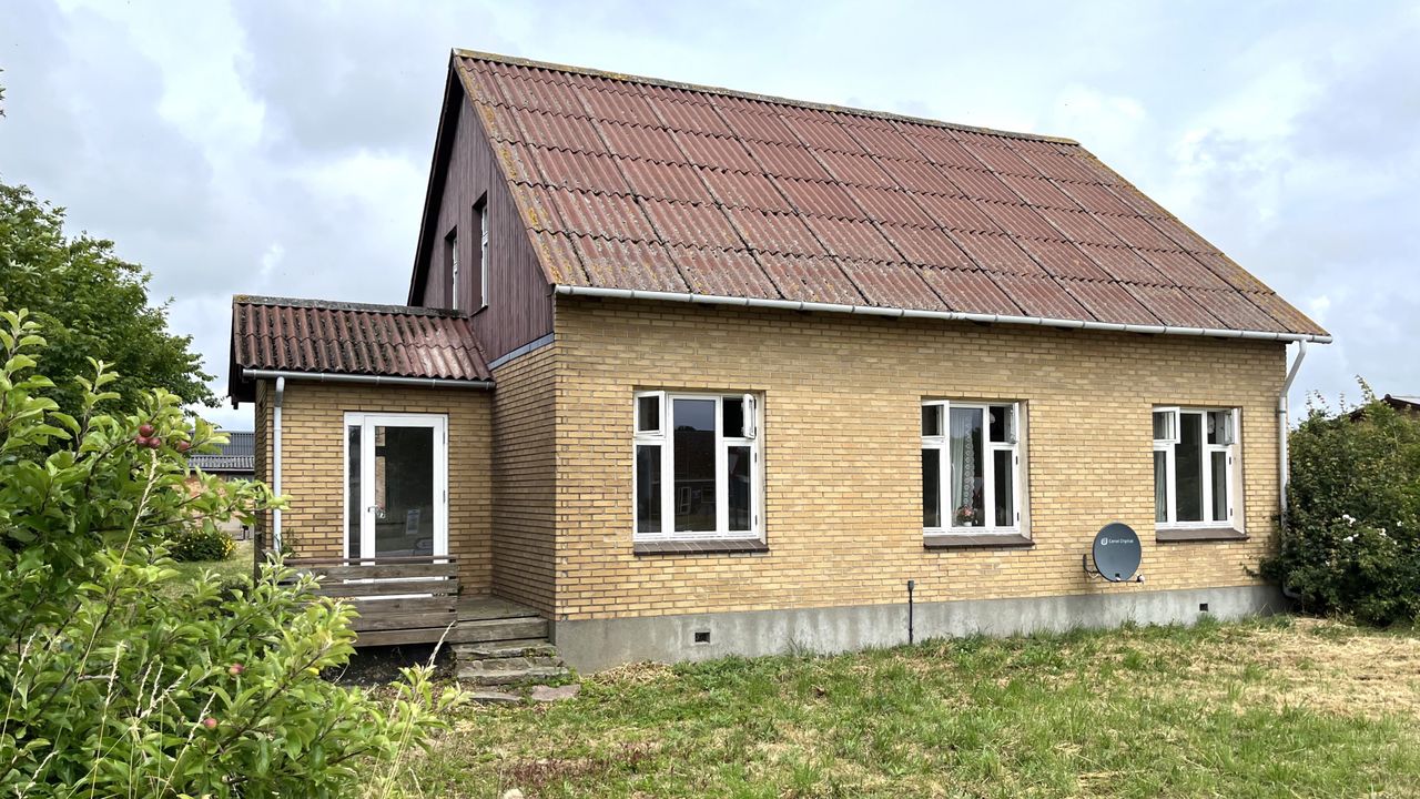 image 02
