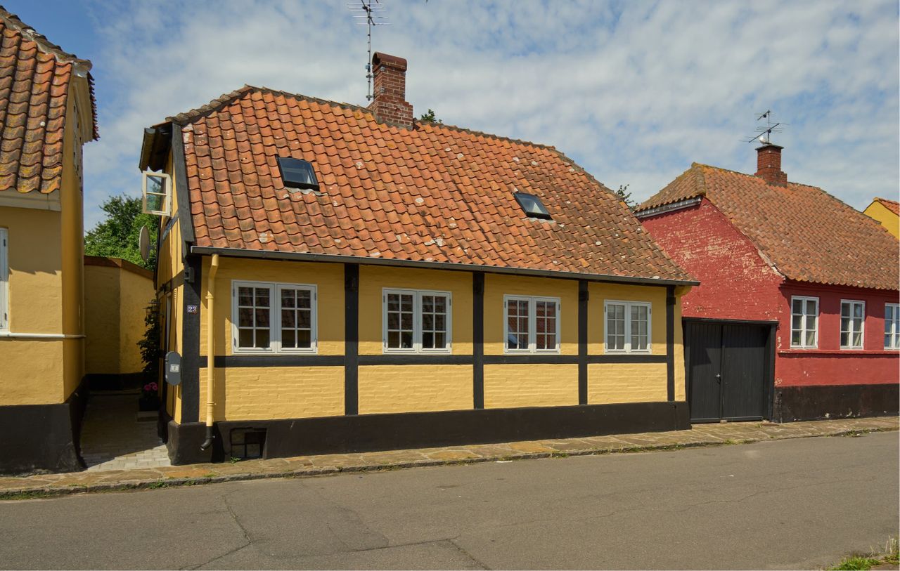 image 01