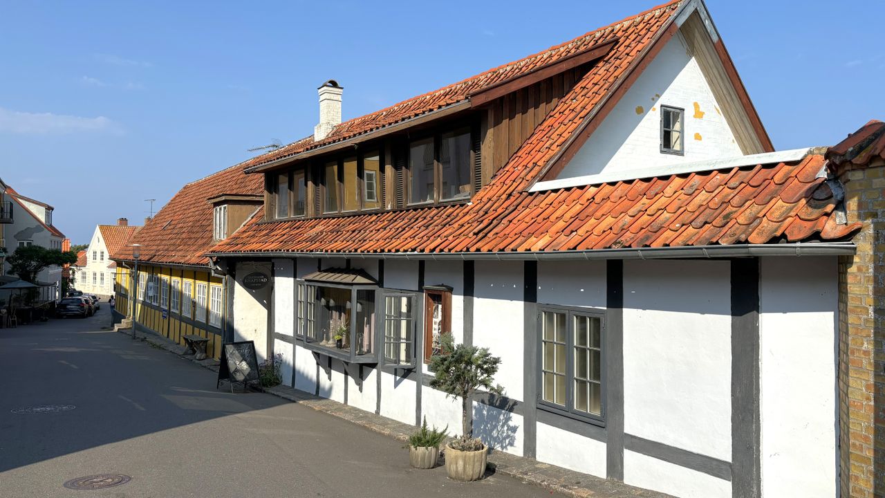 image 01