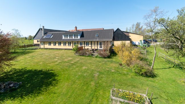 Kirkeskolevej 11, Østermarie, 3751 Østermarie